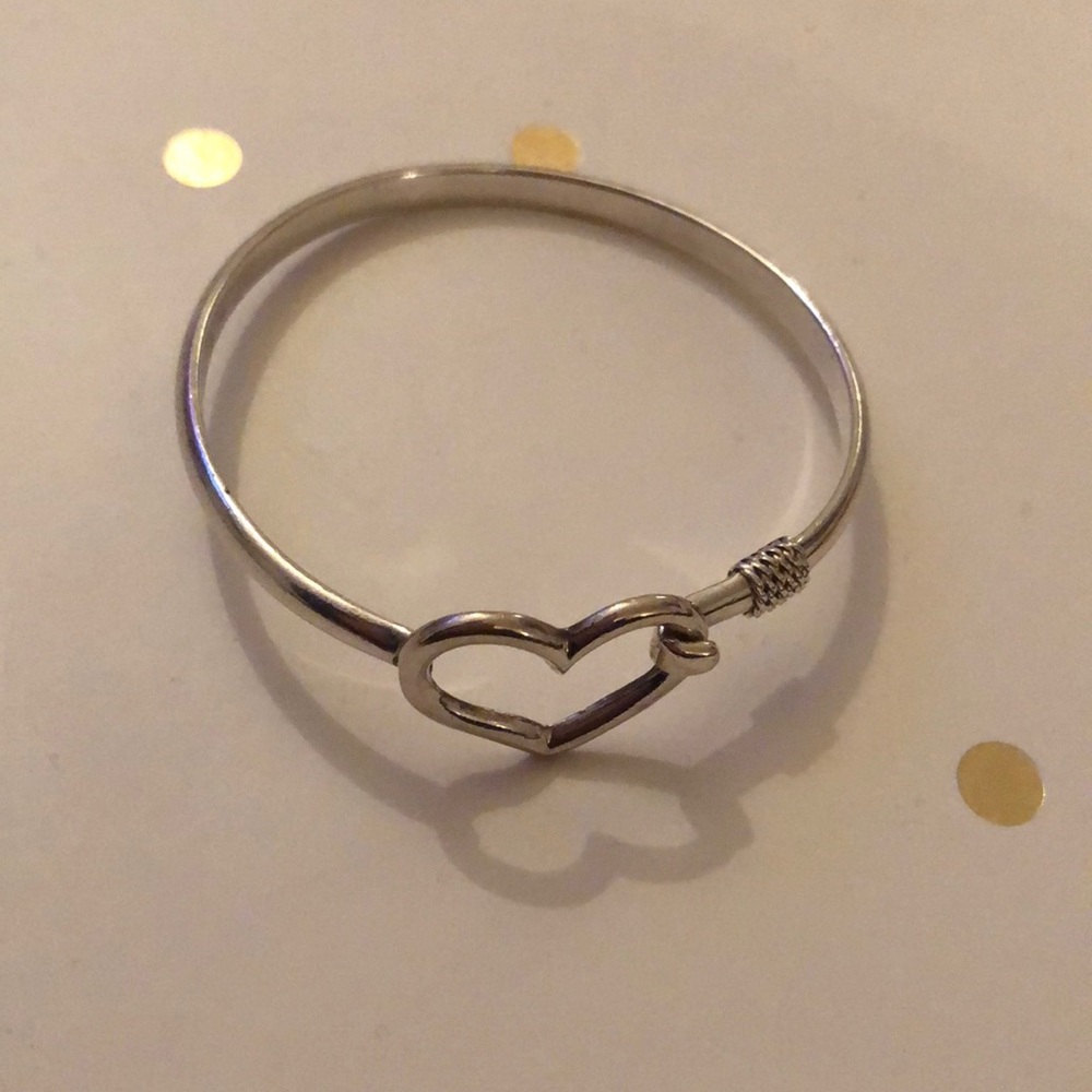 Heart Shaped Cape Cod Bracelet